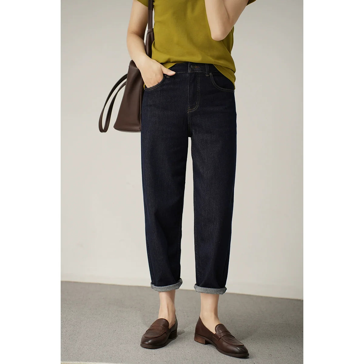 Washed Straight Slim Looking Spring and Autumn Women's Jeans-1